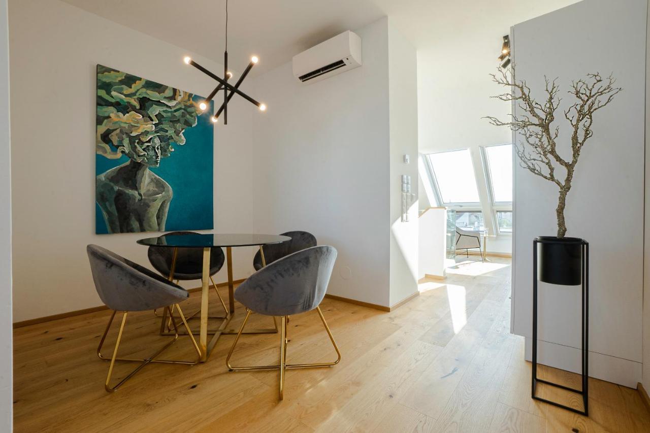 Orestaliving - Penthouse With Designer Renovation Vídeň Exteriér fotografie