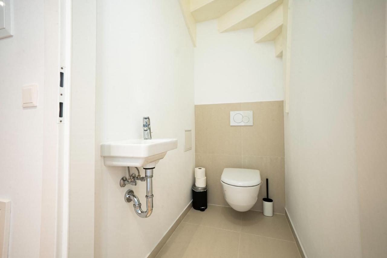 Orestaliving - Penthouse With Designer Renovation Vídeň Exteriér fotografie